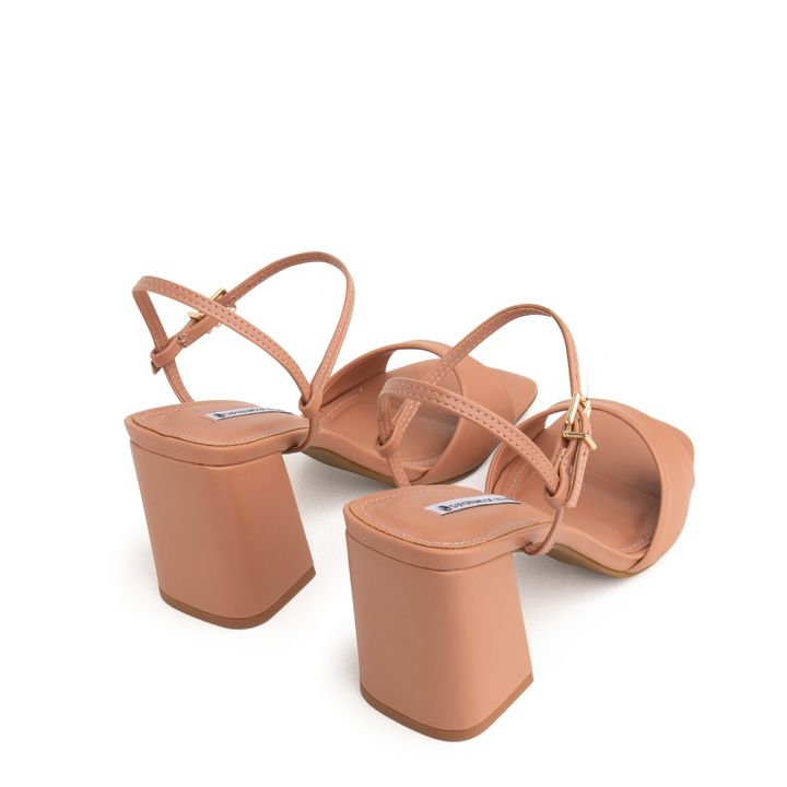 9550.13_2-Sandalia-Nude-Mocha-Salto-Alto-Bloco-e-Fivela-Ouro-3.jpg