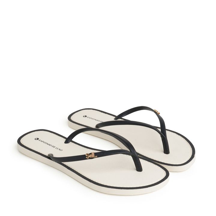 POPSKY_1-Rasteira-POP-Off-White-com-Tiras-Finas-Preto-Bico-Redondo-0.jpg