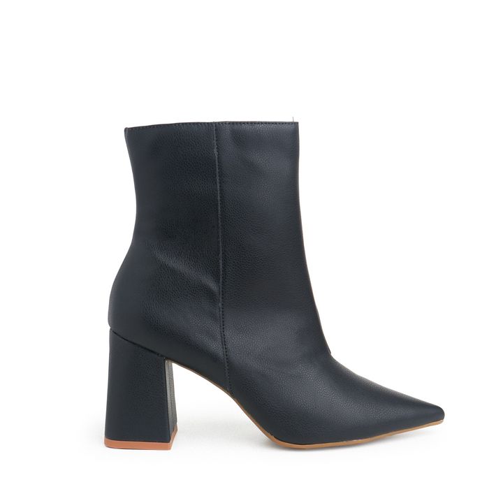 7480.02_1-Bota-Napa-Preto-Lisa-Salto-Bloco-1.jpg