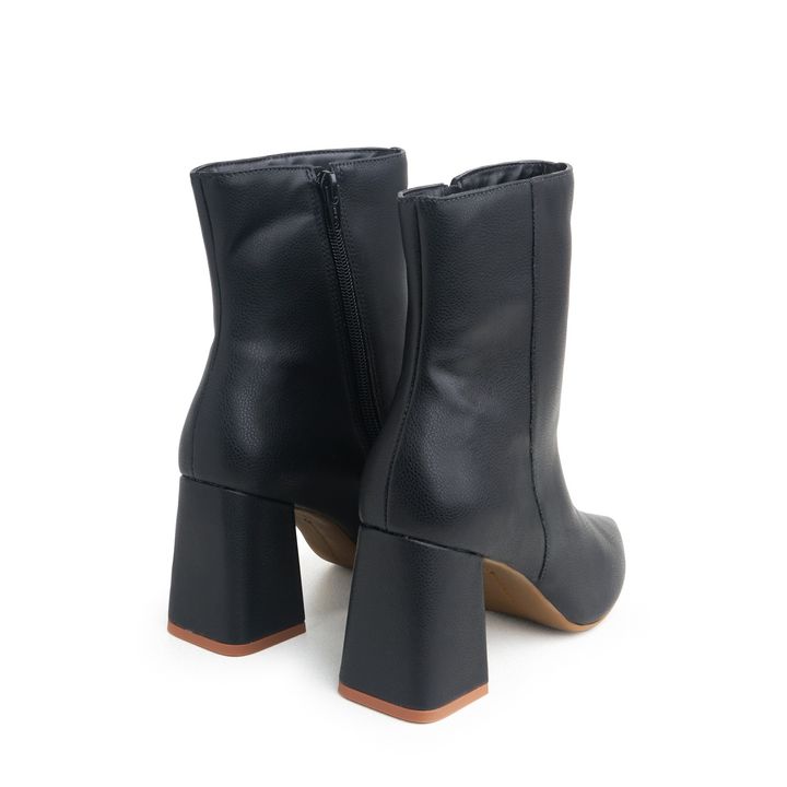 7480.02_1-Bota-Napa-Preto-Lisa-Salto-Bloco-2.jpg