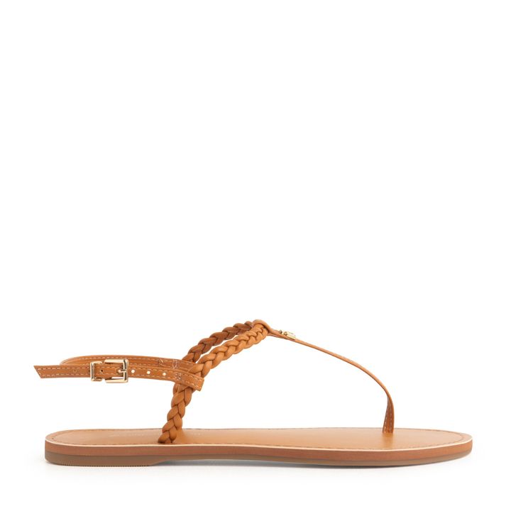 10040.22_2-Rasteira-Sandalia-Nude-Almond-com-Tiras-Finas-Trancadas-e-Bico-Redondo-2.jpg