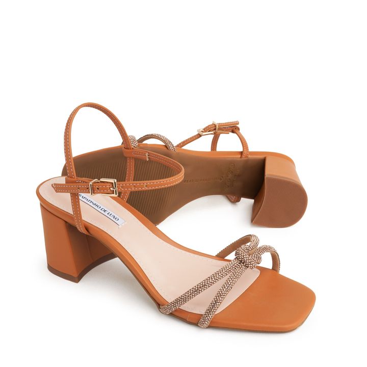 3060.57_5-Sandalia-Nude-Almond-Salto-Bloco-Enfeite-Tira-Strass-No-1