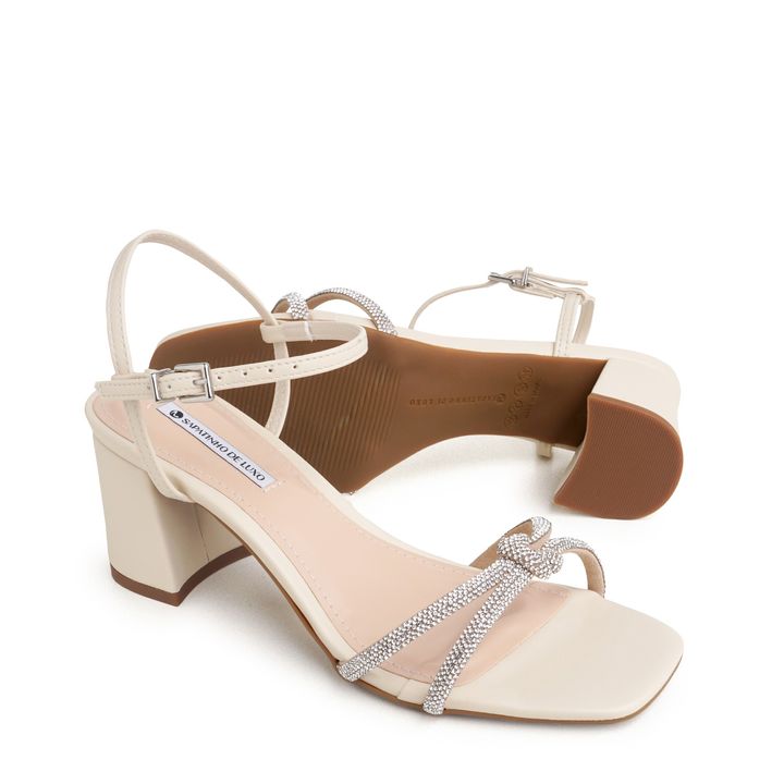 3060.57_6-Sandalia-Nude-Manteiga-Salto-Bloco-Enfeite-Tira-Strass-No-1