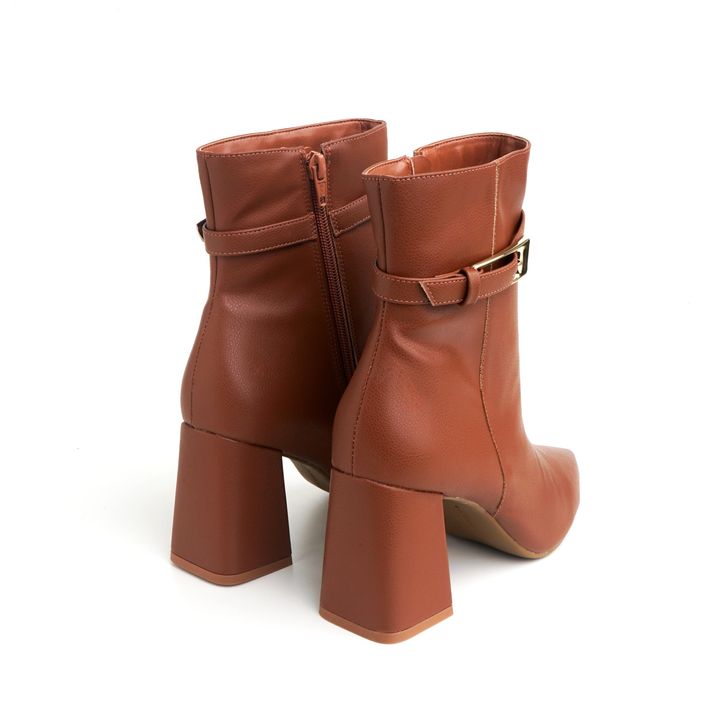 7480.03_3-Bota-Napa-Dulce-Fivela-Dourada-Lateral-Salto-Bloco-2
