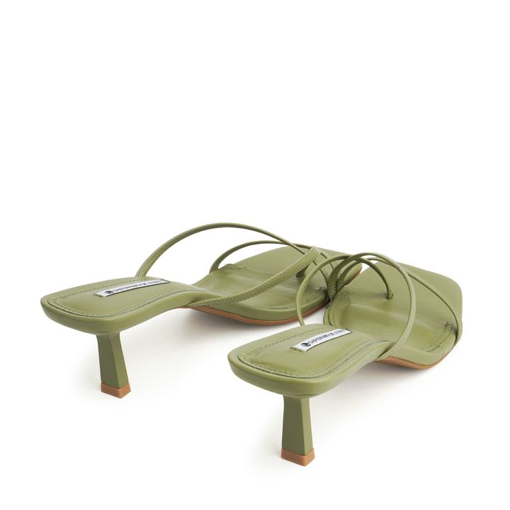 9060.64_3-Tamanco-Verde-Militar-Salto-Fino-Baixo-com-Tiras-Delicadas-3