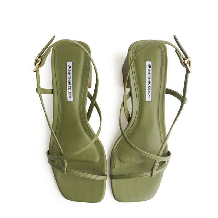 9540.17_3-Sandalia-Verde-Militar-Salto-Bloco-com-Tiras-Cruzadas-e-Fivela-4