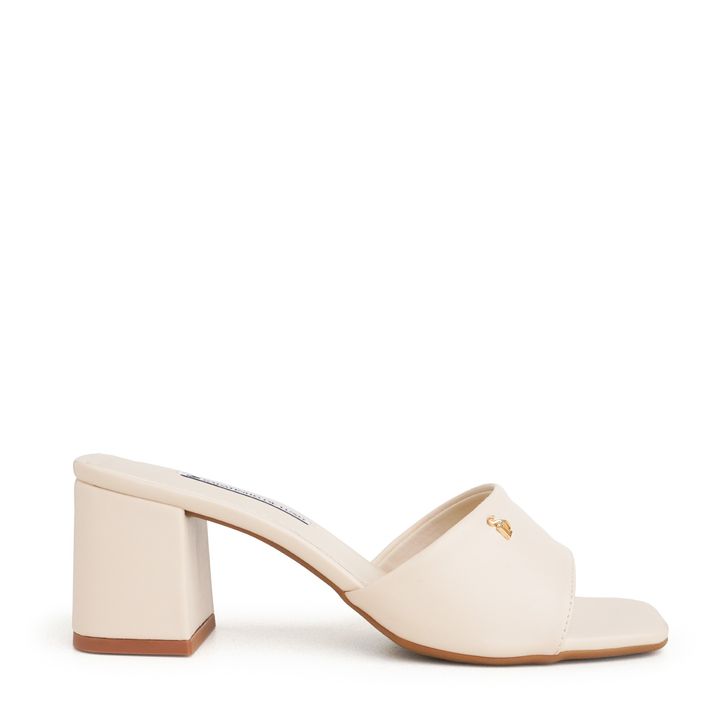 LUTECE_1-Tamanco-Nude-Manteiga-Salto-Bloco-Logo-SDL-Ouro-e-Tira-Larga-Confortavel-2