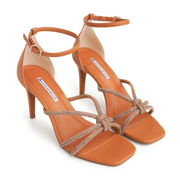 9310.01_2-Sandalia-Nude-Almond-Salto-Fino-e-Tira-No-Central-com-Brilho-0