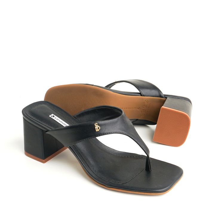 9540.26_2-Tamanco-Preto-Salto-Bloco-Logo-SDL-Ouro-e-Tira-de-Dedo-1