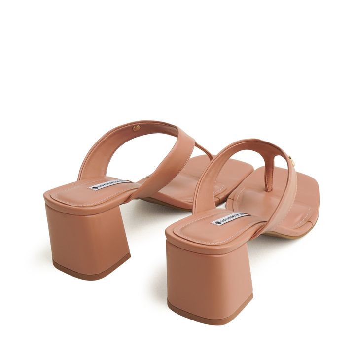9540.26_3-Tamanco-Nude-Mocha-Salto-Bloco-Logo-SDL-Ouro-e-Tira-de-Dedo-3