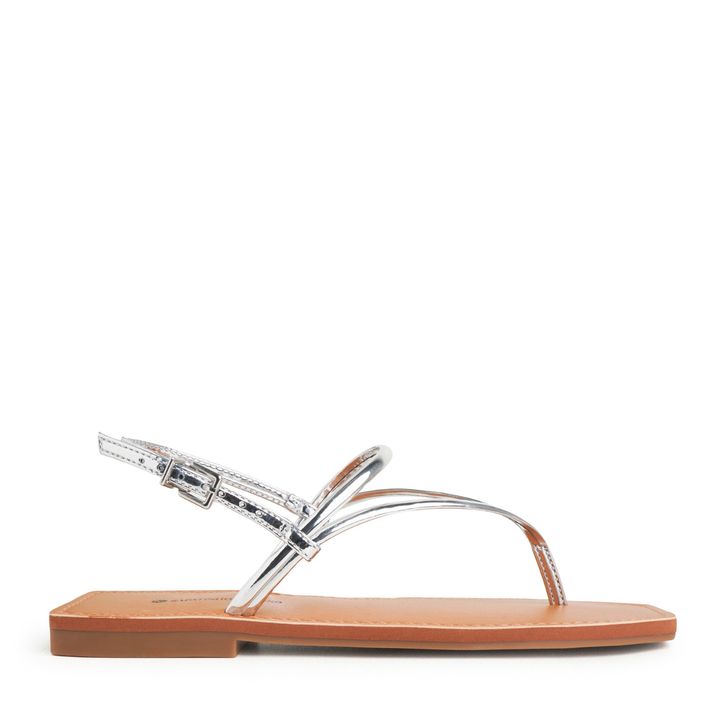 860.28_2-Rasteira-Sandalia-Nude-Almond-com-Tiras-Finas-Prata-Metalizado-2