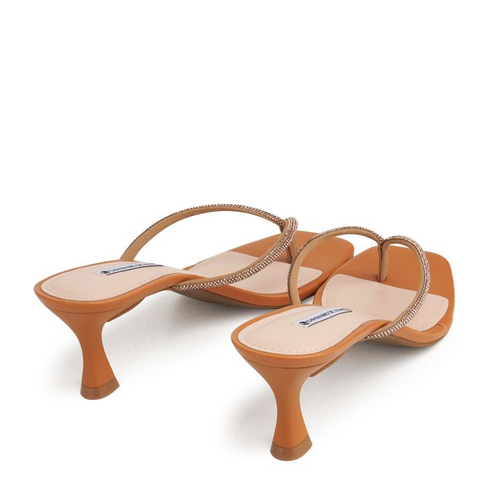1420.24_4-Tamanco-Nude-Almond-Salto-Medio-com-Pedras-Cristal-3