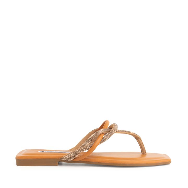 1380.313_2-Rasteira-Nude-Almond-com-Tiras-Duplas-e-Strass-2