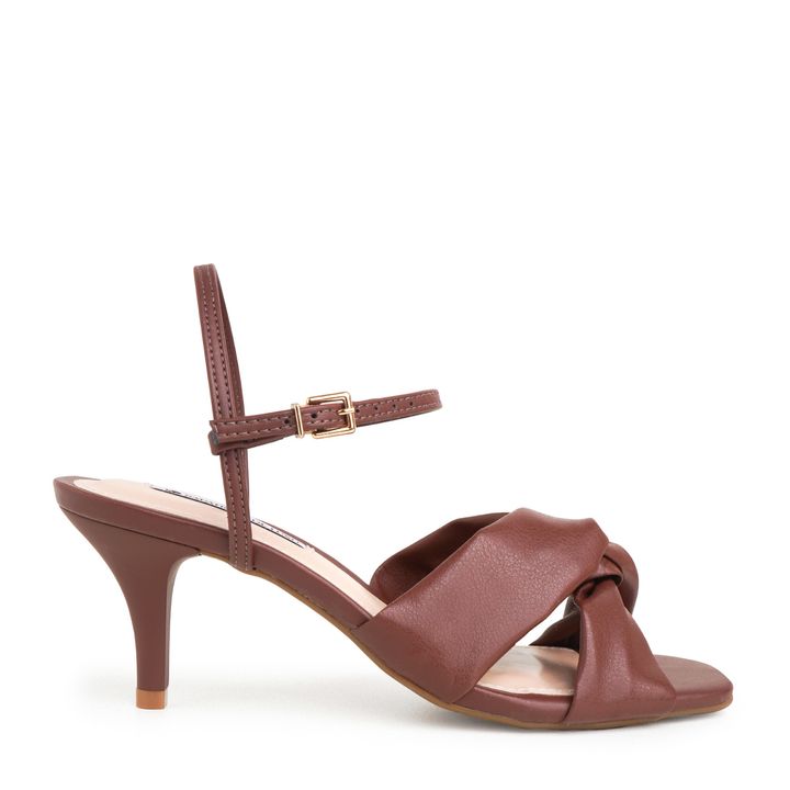 9560.06_1-Sandalia-Umber-com-Tira-Larga-No-2