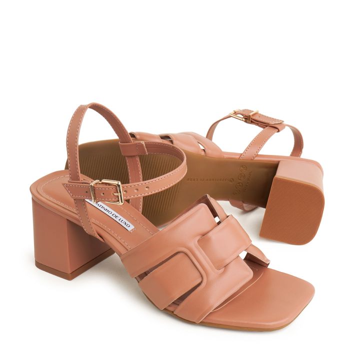 9540.27_2-Sandalia-Nude-Mocha-Salto-Bloco-Medio-com-Tiras-Largas-Cruzadas-e-Fivela-1
