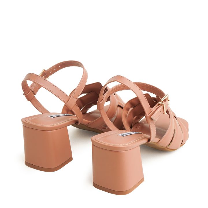 9540.27_2-Sandalia-Nude-Mocha-Salto-Bloco-Medio-com-Tiras-Largas-Cruzadas-e-Fivela-3