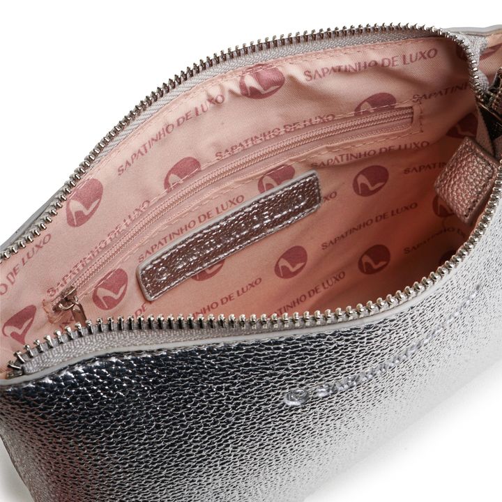 MARSALA_5-Bolsa-Tiracolo-Floater-Metalizado-Prata-com-Alca-Transversal-4