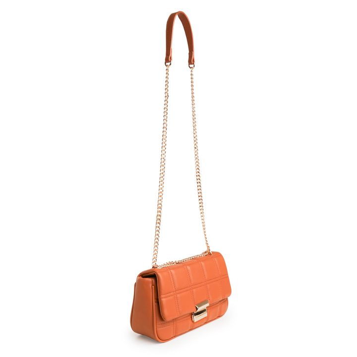 BALLO_2-Bolsa-Clutch-Napa-Nude-Almond-detalhe-Matelasse-e-Alca-Corrente-Transversal-1