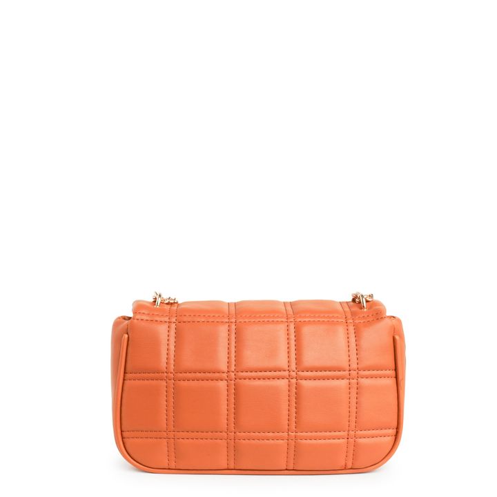 BALLO_2-Bolsa-Clutch-Napa-Nude-Almond-detalhe-Matelasse-e-Alca-Corrente-Transversal-2