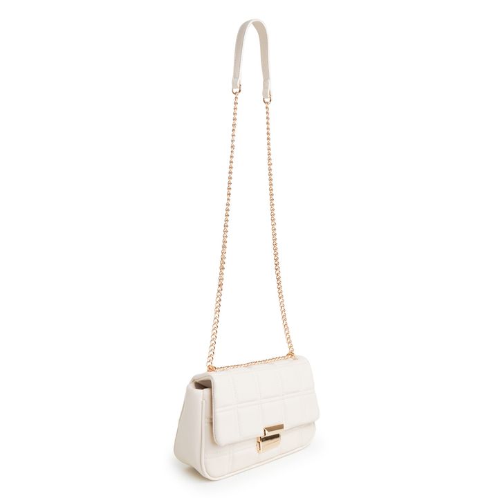 BALLO_3-Bolsa-Clutch-Napa-Off-White-detalhe-Matelasse-e-Alca-Corrente-Transversal-1