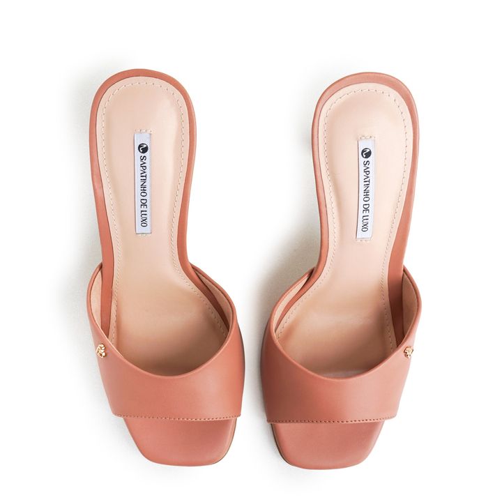 1280.33_4-Tamanco-Nude-Mocha-Salto-Alto-Fino-Logo-Sdl-4