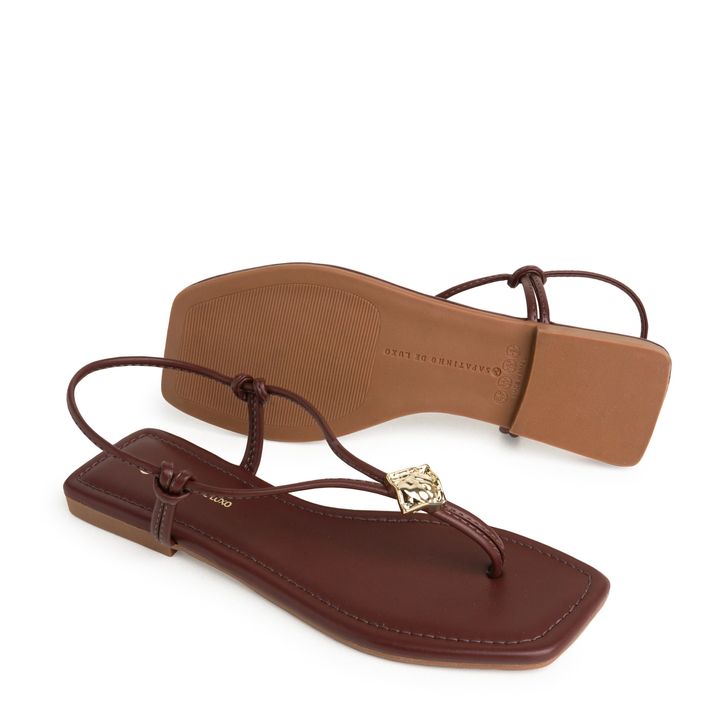 1380.320_2-Rasteira-Sandalia-Umber-com-Enfeite-Metal-Martelado-1
