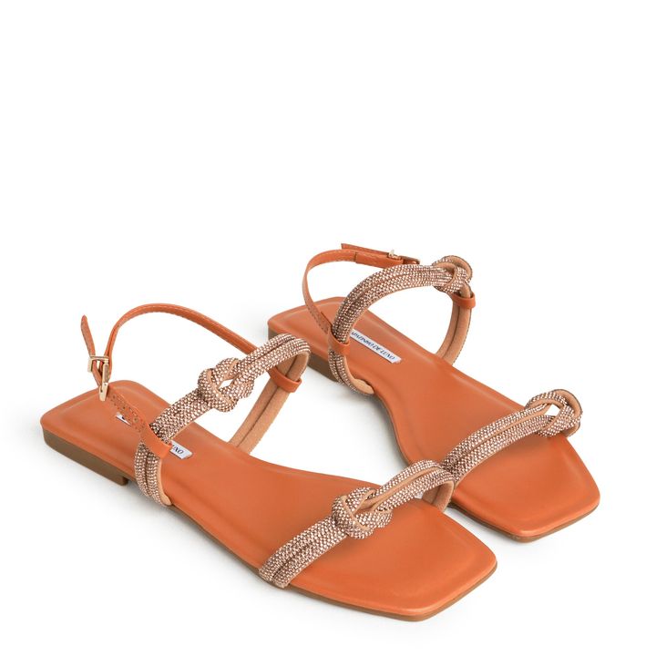 WELKOM_2-Rasteira-Nude-Almond-Tiras-de-Corda-brilhosa-com-No-e-Fivela-0
