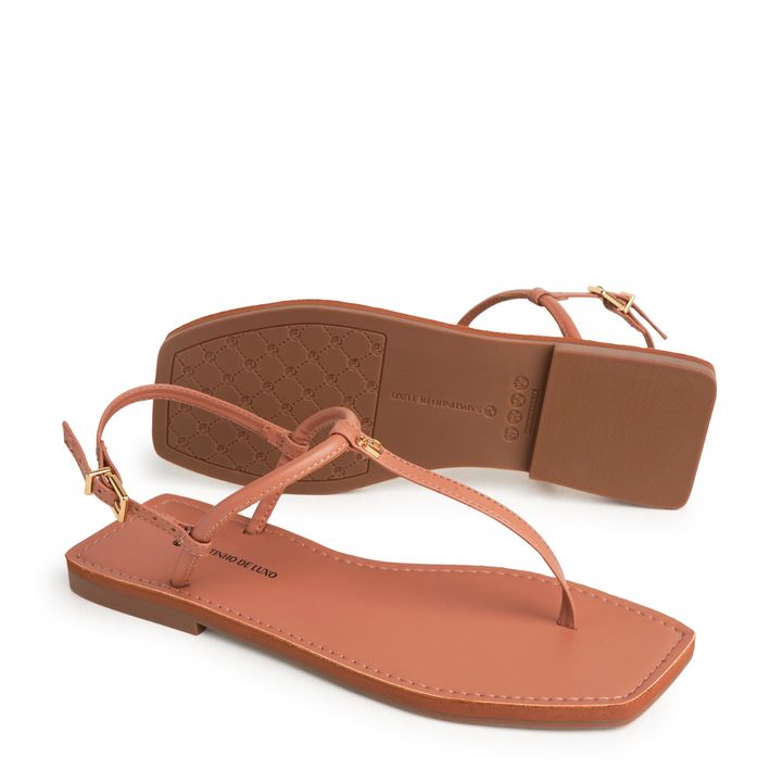 CHELSEA_3-Rasteira-Sandalia-Nude-Mocha-com-Tira-Dedo-Confortavel-e-Fivela-Ajustavel-1