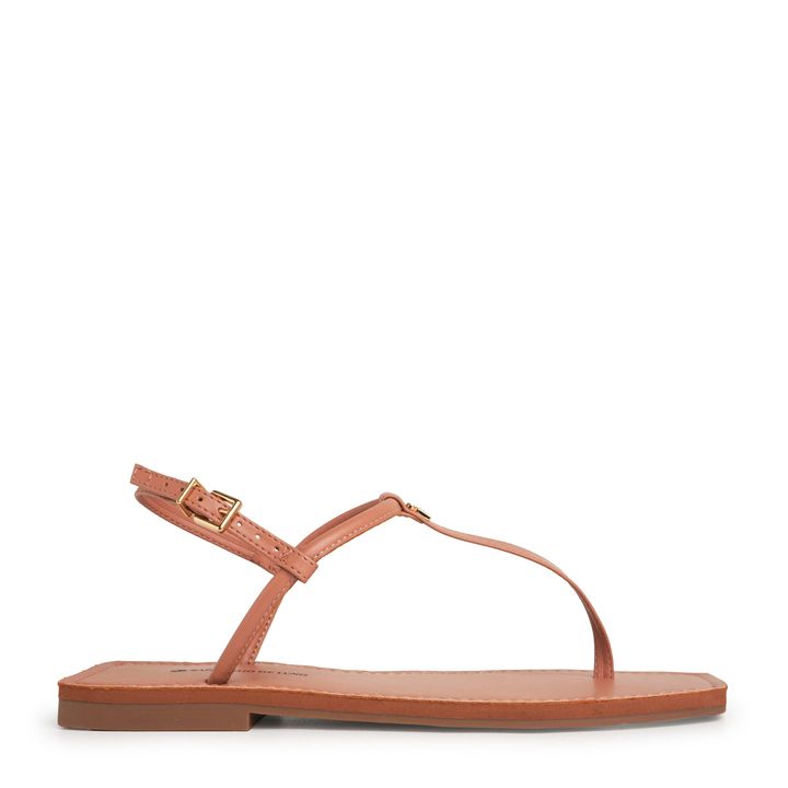 CHELSEA_3-Rasteira-Sandalia-Nude-Mocha-com-Tira-Dedo-Confortavel-e-Fivela-Ajustavel-2