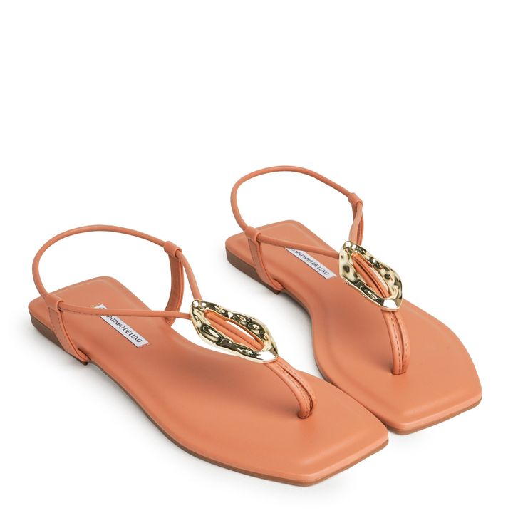 1380.317_4-Rasteira-Sandalia-Nude-Blush-com-Enfeite-Martelado-0