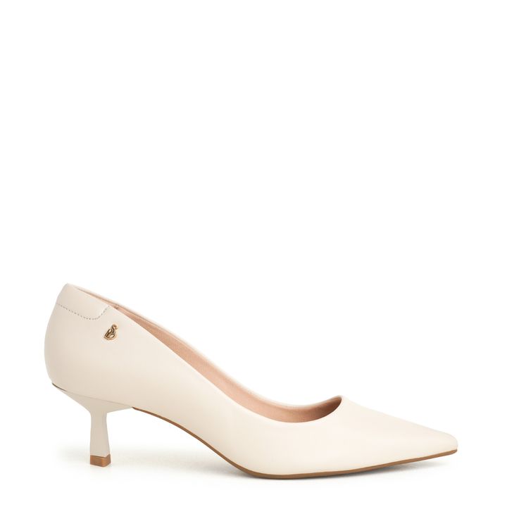 9300-01_4-Scarpin-White-Sand-Bico-Fino-e-Salto-Baixo-Reto-2