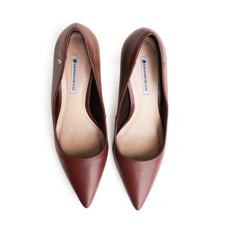 9500.01_4-Scarpin-Umber-Bico-Fino-e-Salto-Alto-Reto-4