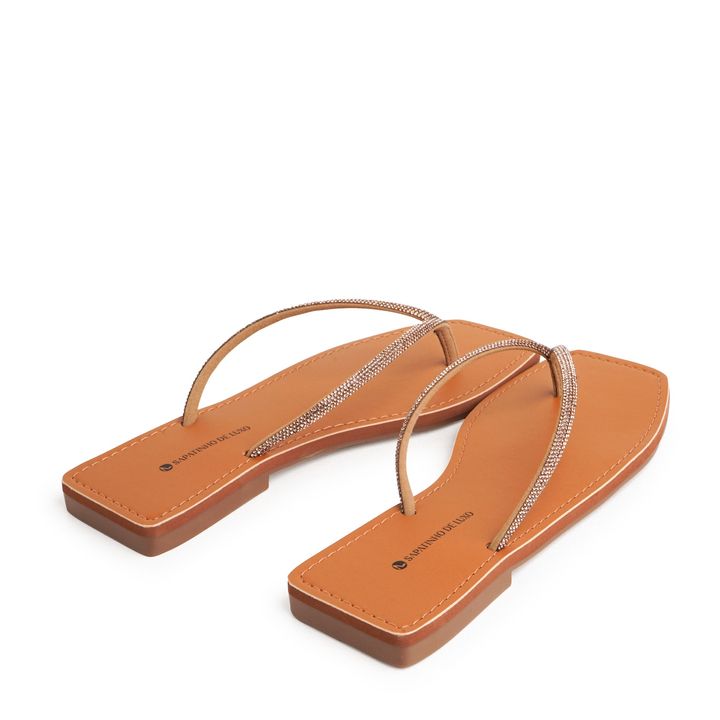 BEXLEY_2-Rasteira-Nude-Almond-com-Tira-Mini-Cristais-e-Bico-Quadrado-3