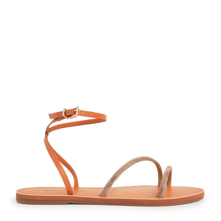 10040.25_2-Rasteira-Sandalia-Nude-Almond-Tira-Dupla-com-mini-Cristais-e-Bico-Redondo-2