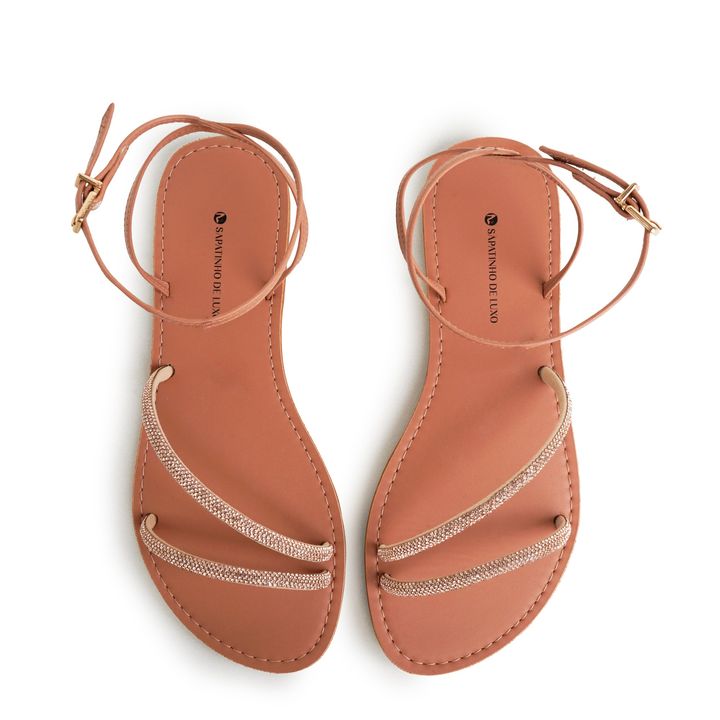 10040.25_3-Rasteira-Sandalia-Nude-Mocha-Tira-Dupla-com-mini-Cristais-e-Bico-Redondo-4