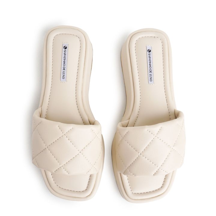 9360-61_3-Tamanco-Flatform-Nude-Manteiga-Tira-Unica-Matelasse-e-Sola-Alta-Rasteira-4