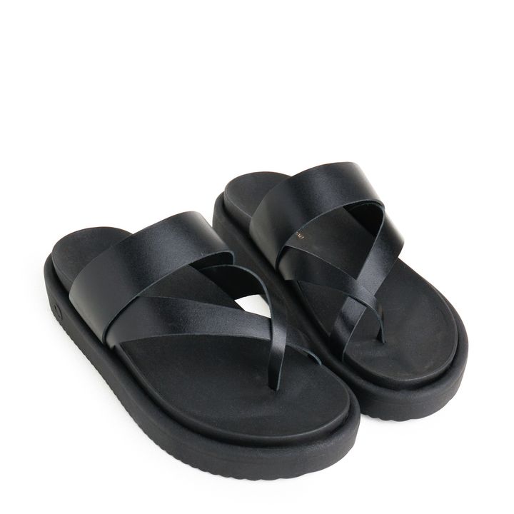 6110-23_1-Rasteira-Papete-Preto-com-Duas-Tiras-Cruzadas-Frontal-0