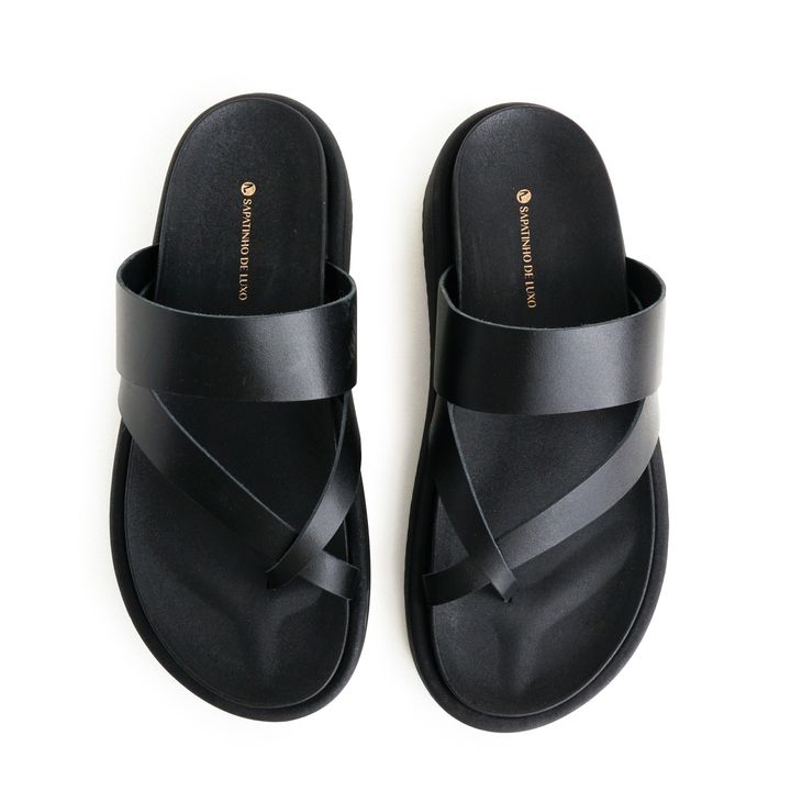6110-23_1-Rasteira-Papete-Preto-com-Duas-Tiras-Cruzadas-Frontal-4