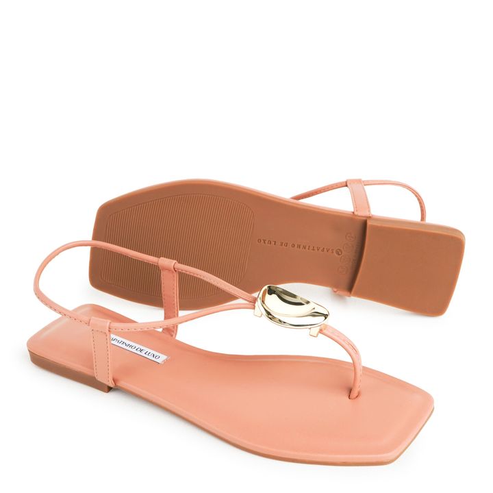 1380-318_3-Rasteira-Sandalia-Nude-Mocha-com-Enfeite-Organico-Dourado-1