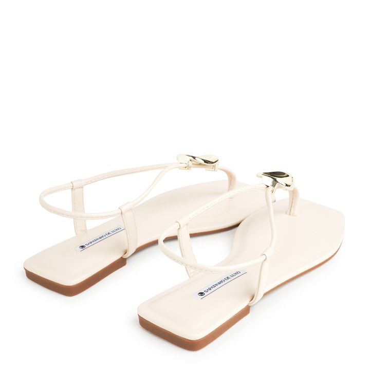 1380-318_5-Rasteira-Sandalia-Nude-Manteiga-com-Enfeite-Organico-Dourado-3