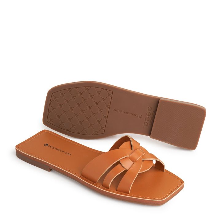 860.30_2-Rasteira-Nude-Almond-Tiras-Entrelacadas-com-Detalhe-Central-1
