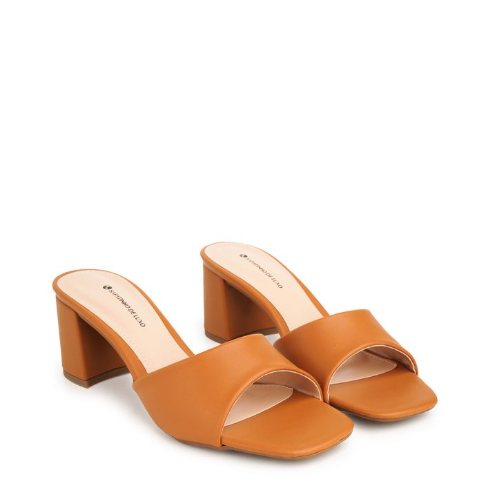 GERZAT_3-Tamanco-Nude-Almond-Salto-Medio-Bloco-com-Tira-Unica-Larga-0