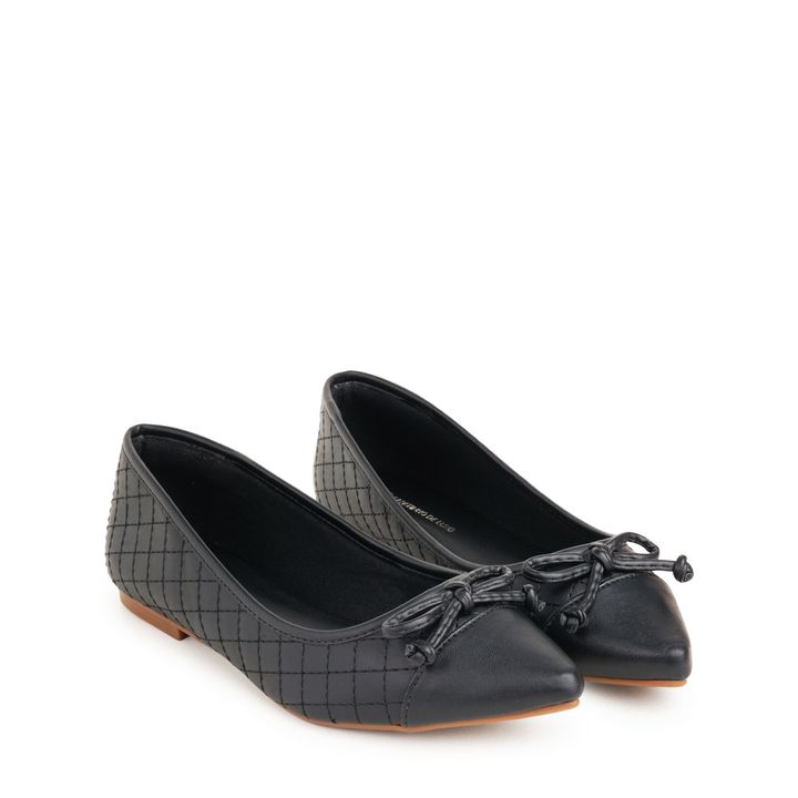 MERLINI_1-Sapatilha-Preto-Bico-Fino-com-Laco-e-Costura-Matelasse-0