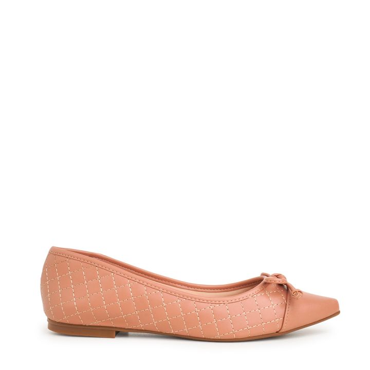 MERLINI_3-Sapatilha-Nude-Mocha-Bico-Fino-com-Laco-e-Costura-Matelasse-2