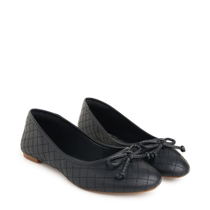 CANELLI_1-Sapatilha-Preto-Bico-Redondo-com-Laco-e-Costura-Matelasse-0