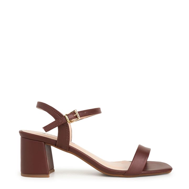 GELLES_2-Sandalia-Umber-Salto-Medio-Bloco-com-Tira-Unica-larga-e-Fivela-2